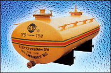 ZFB-T1-12型整體復(fù)合結(jié)構(gòu)玻璃鋼橢圓槽車系列 ZFB-T1-12型整體復(fù)合結(jié)構(gòu)玻璃鋼橢圓槽車系列